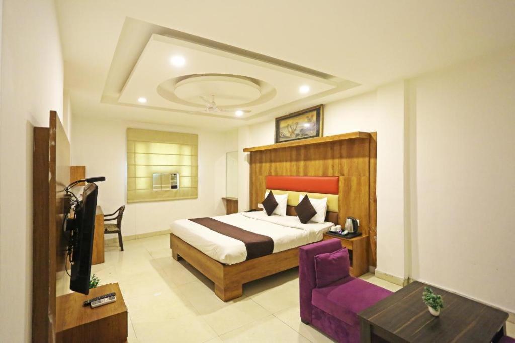 Hotel Urban Luxury Neu-Delhi Exterior foto